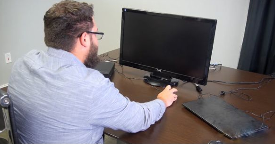 علت وصل نشدن دی وی ار به مانیتور و راه حل مشکل